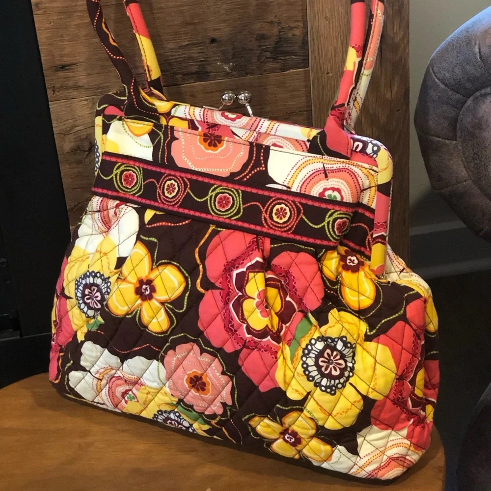 Vera Bradley Buttercup Pattern Alice Style Bag - Picture 3 of 6